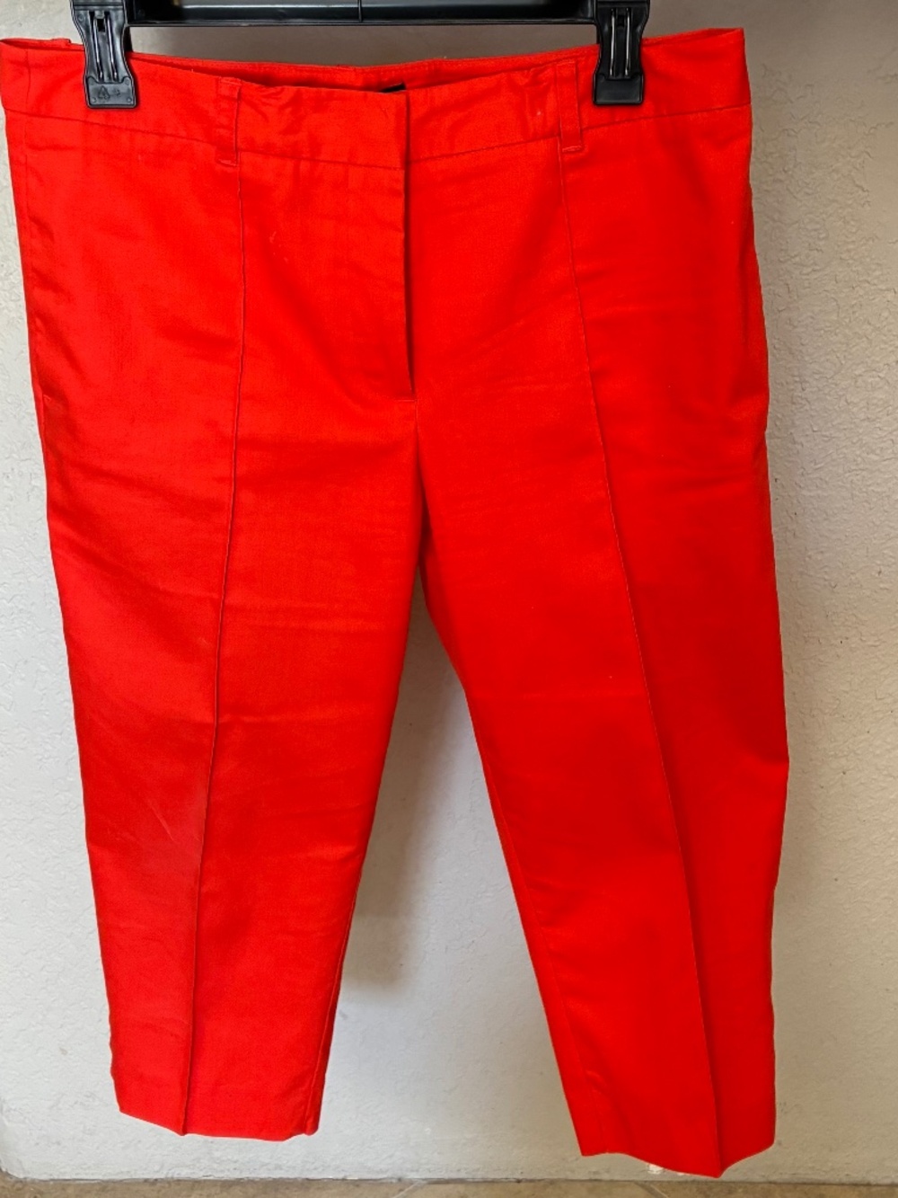 Zach and Rachael Bright Orange Capri Pants size 8